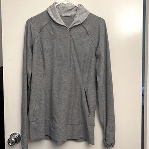 PreOwned sweater grey with collar